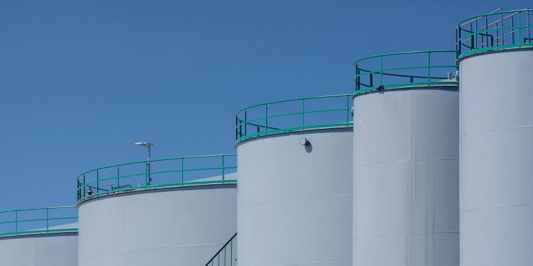 Les chocs d’offre mettent les prix du pétrole et du gaz sous pression