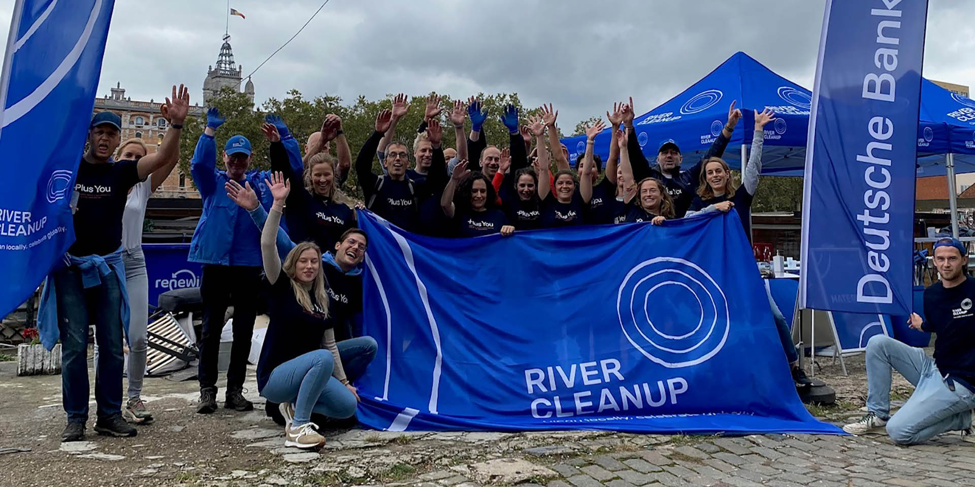 River Cleanup : Le canal de Bruxelles plus propre grâce à nos équipes !