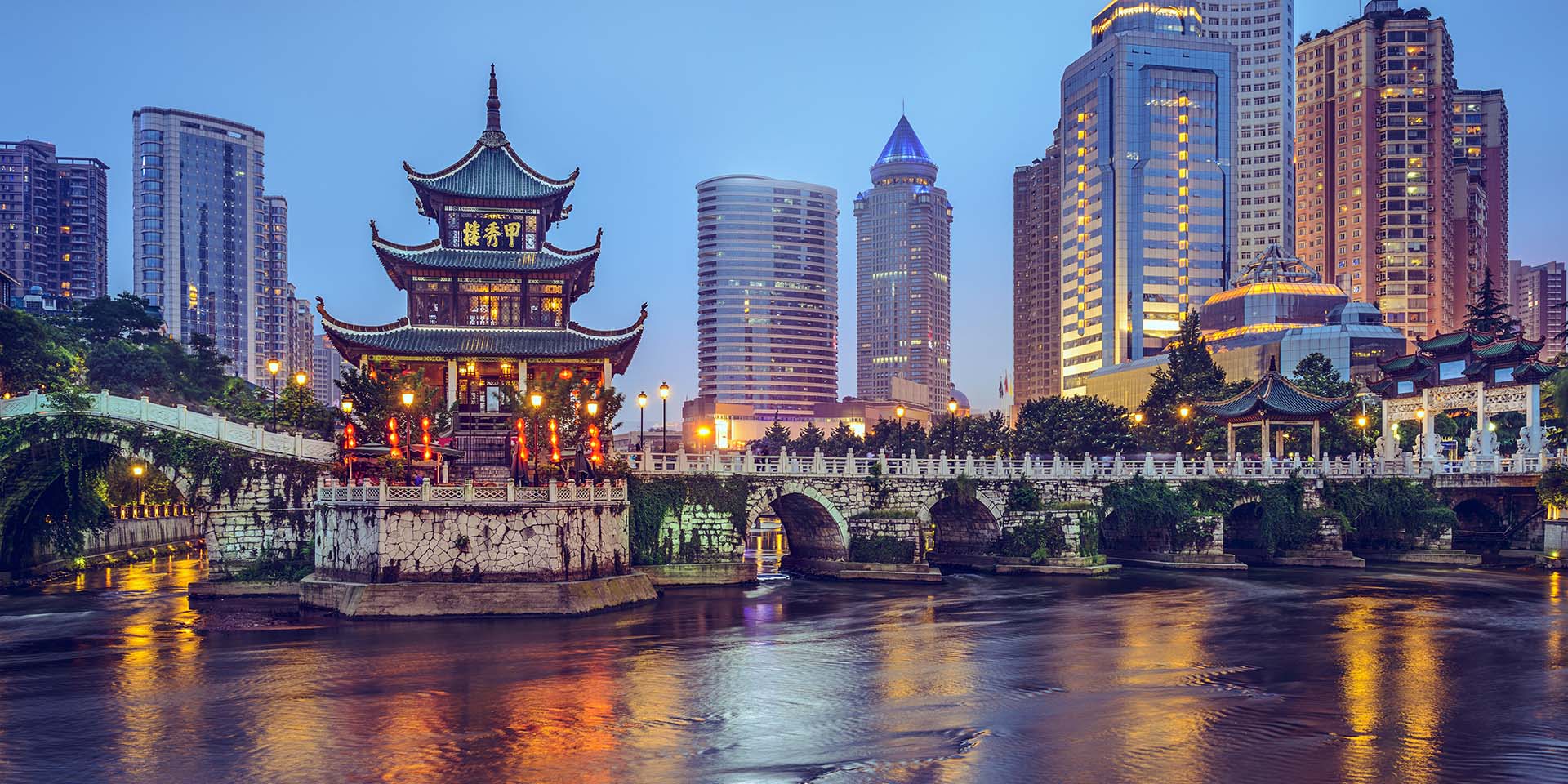 Chinese aandelen gestimuleerd door initiatieven Peking